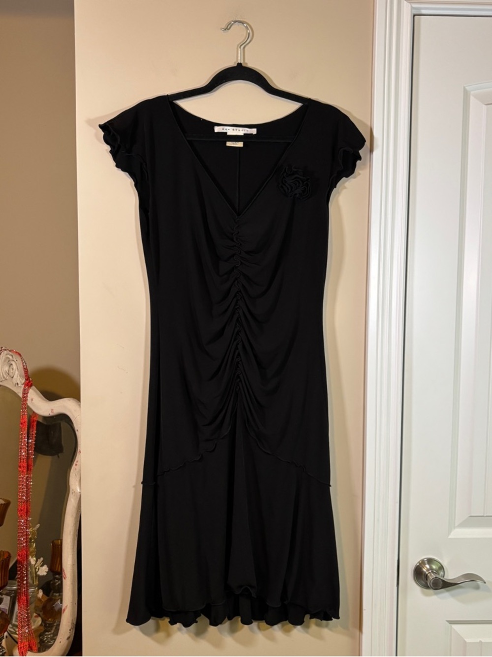 Max Studio Black V-Neck Ruched Midi Dress